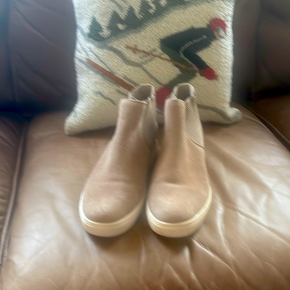 Steve Madden Sultan Chelsea Wedge Sneaker 9M